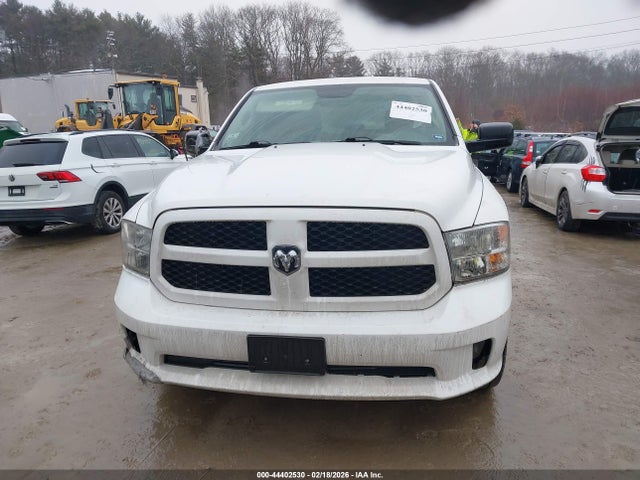 Продажа на аукционе авто 2019 Ram 1500 Classic Express  4x4 6'4 Box, vin: 1C6RR7FG8KS547901, номер лота: 44402530