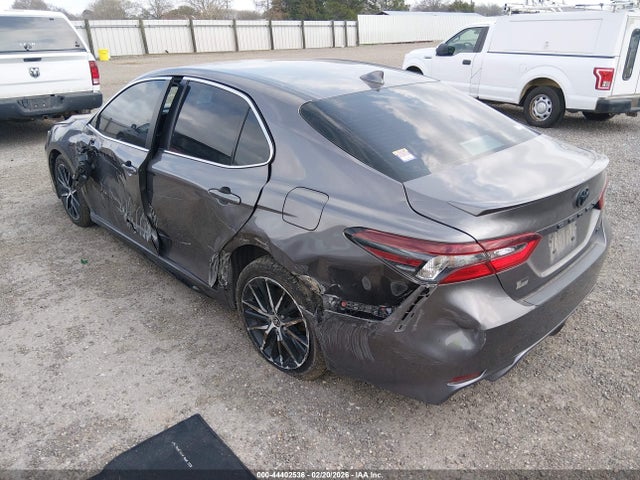 2022 TOYOTA CAMRY 4T1G11AK3NU702133 Photo 2
