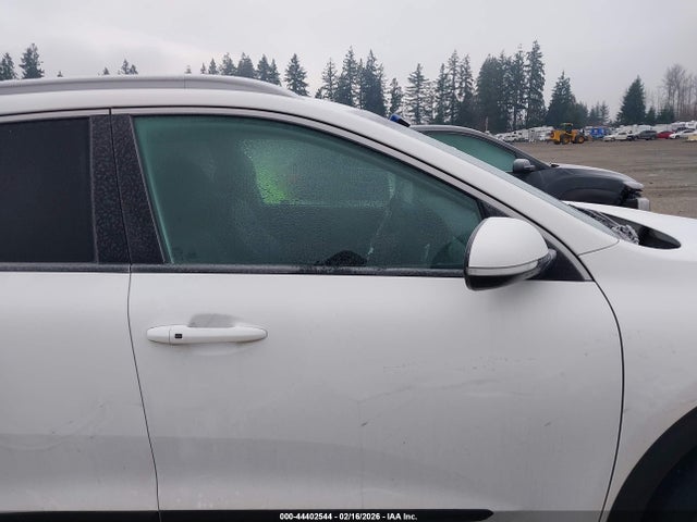 KNDCE3LG8N5144463 KIA Niro Ev Ex Premium