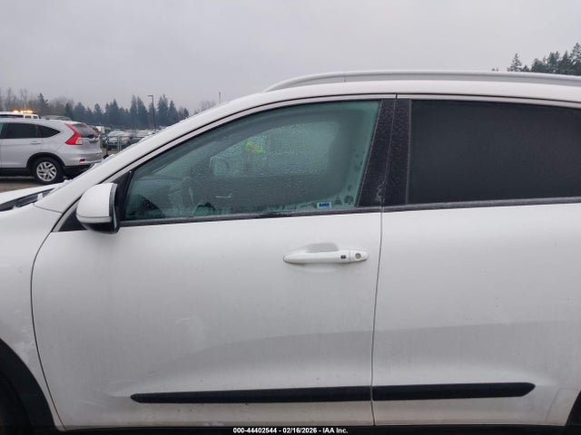 KNDCE3LG8N5144463 KIA Niro Ev Ex Premium