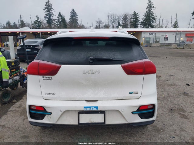 KNDCE3LG8N5144463 KIA Niro Ev Ex Premium