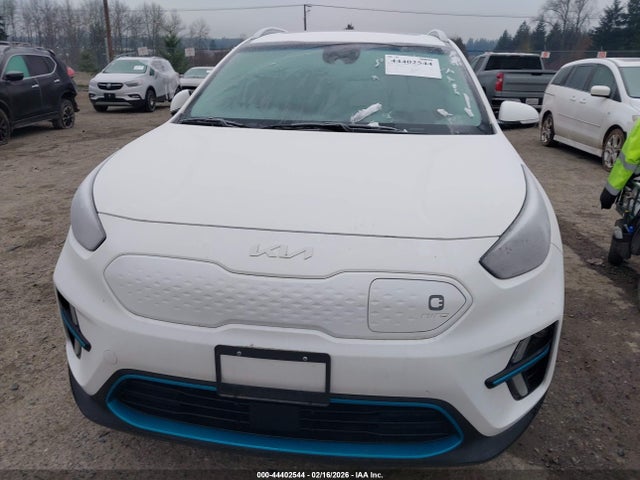 KNDCE3LG8N5144463 KIA Niro Ev Ex Premium