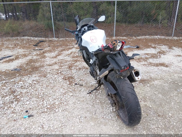 44402631 :رقم المزاد ، JKAEX8A1XDDA00736 vin ، 2013 Kawasaki Ex300 A مزاد بيع