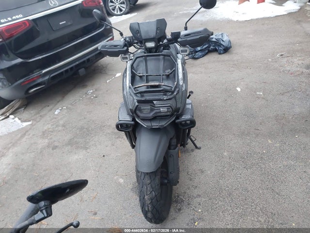 H0DTAEG19SX119888 Fengyuan Tank