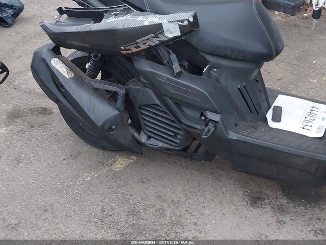 H0DTAEG19SX119888 Fengyuan Tank