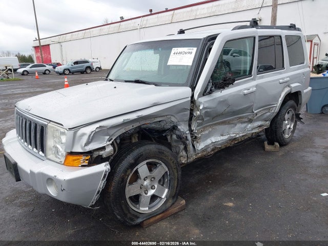 44402690 :رقم المزاد ، 1J4RG4GK7AC161988 vin ، 2010 Jeep Commander Sport مزاد بيع