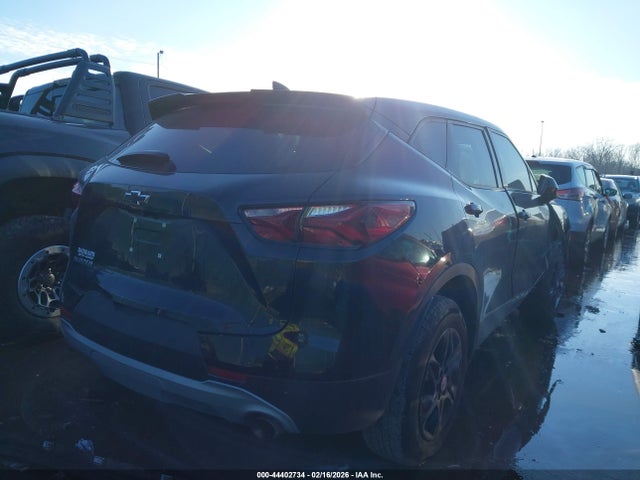 Продажа на аукционе авто 2021 Chevrolet Blazer Fwd 2lt, vin: 3GNKBCR45MS572312, номер лота: 44402734