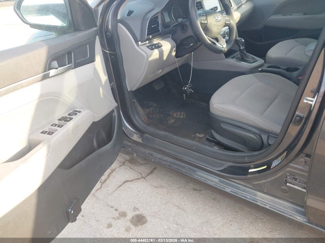 5NPD84LF9LH572080 Hyundai ELANTRA SEL