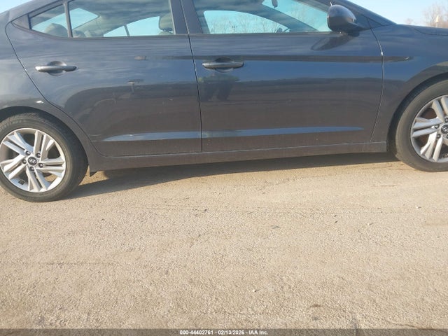 5NPD84LF9LH572080 Hyundai ELANTRA SEL