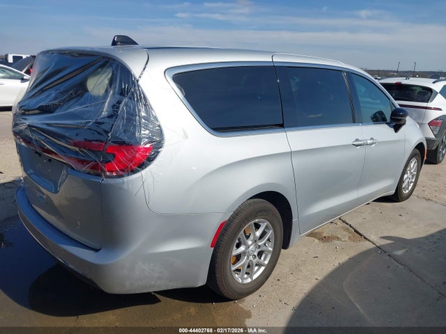 Chrysler Pacifica Select 2026 2C4RC1BG6TR178343 Image 4