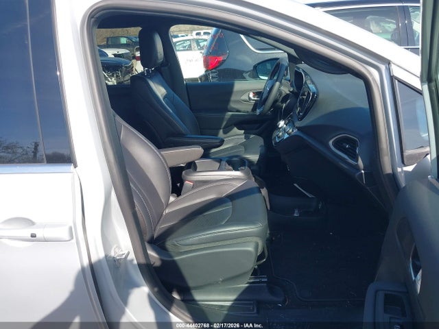 Chrysler Pacifica Select 2026 2C4RC1BG6TR178343 Image 5
