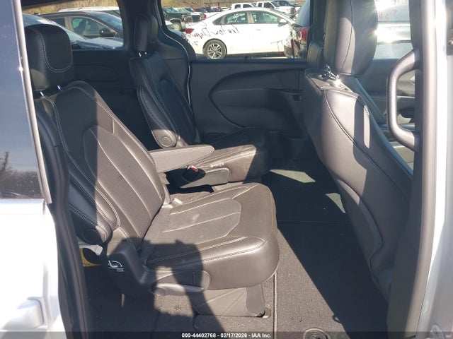 Chrysler Pacifica Select 2026 2C4RC1BG6TR178343 Image 8