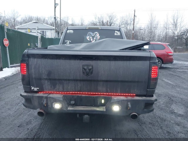 Продаж на аукціоні авто 2017 Ram 1500 Express  4x4 5'7 Box, vin: 3C6RR7KT4HG718744, номер лоту: 44402805