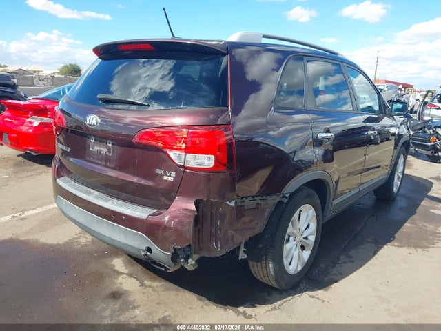5XYKU4A75EG471983 KIA Sorento Ex V6