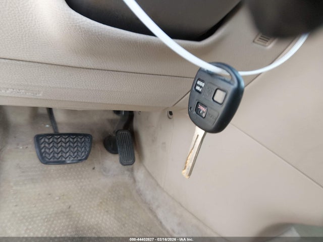 2004 Lexus Rx 330 მანქანა იყიდება აუქციონზე, vin: JTJHA31U340051370, აუქციონის ნომერი: 44402827