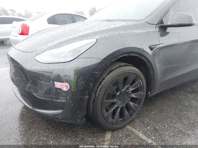7SAYGDED5SF221182 Tesla Model Y Long Range Dual Motor Rear-wheel Drive