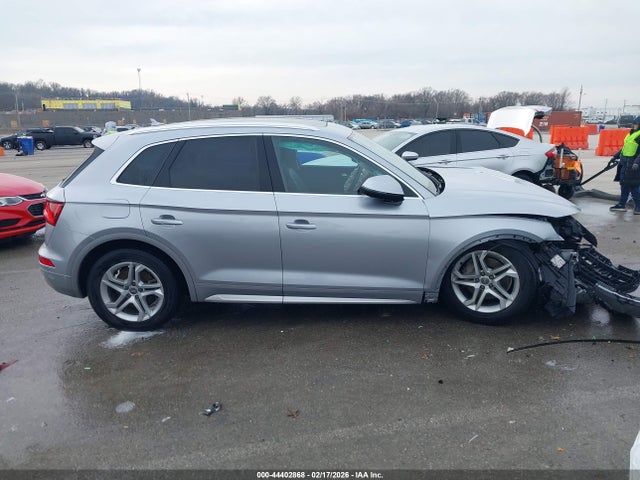 44402868 :رقم المزاد ، WA1BNAFYXJ2094210 vin ، 2018 Audi Q5 2.0t Premium/2.0t Tech Premium مزاد بيع