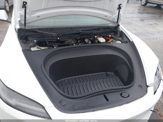 2025 TESLA MODEL 3 5YJ3E1EA4SF993450 Photo 9