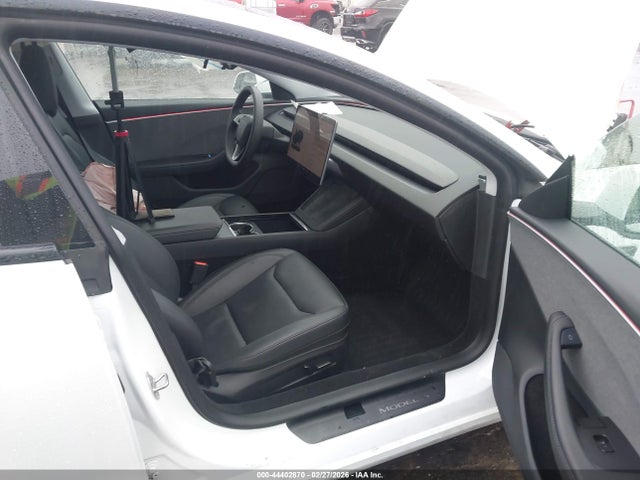2025 TESLA MODEL 3 5YJ3E1EA4SF993450 Photo 4