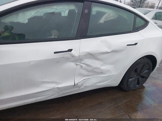 2025 TESLA MODEL 3 5YJ3E1EA4SF993450 Photo 5