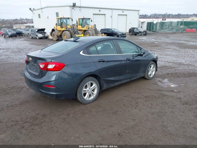 1G1BE5SM5J7138870 Chevrolet Cruze Lt Auto
