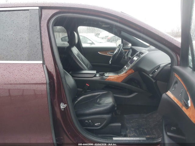 2019 LINCOLN NAUTILUS 2LMPJ8LP2KBL36611 Photo 4