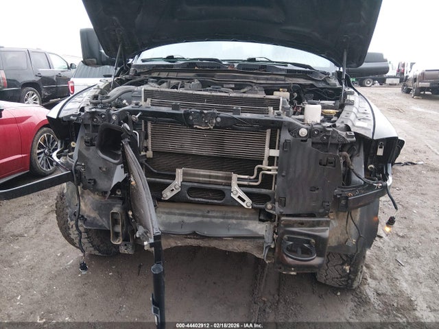3C6UR5DL7GG324116 RAM 2500 Slt