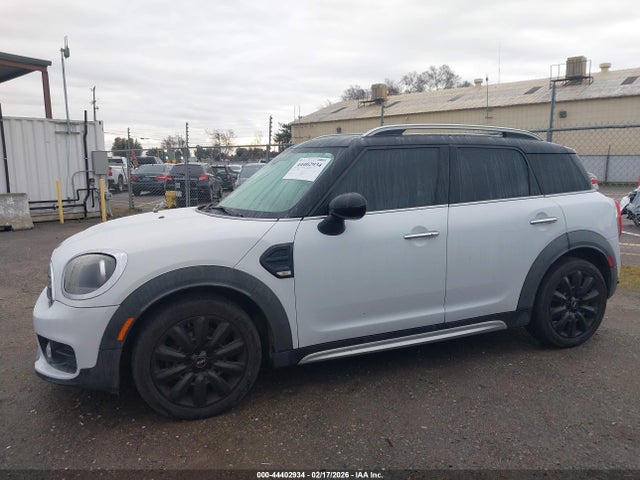 Mini Countryman Cooper 2018 WMZYS7C30J3E08321 Image 14