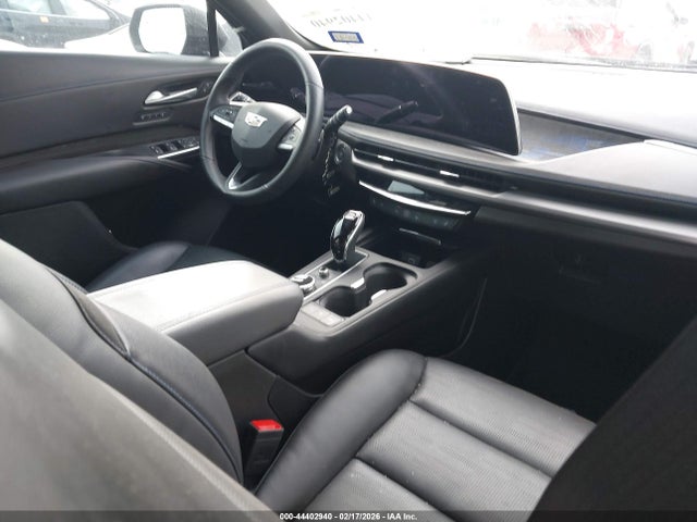44402940 :رقم المزاد ، 1GYFZER42SF160670 vin ، 2025 Cadillac Xt4 Fwd Sport مزاد بيع