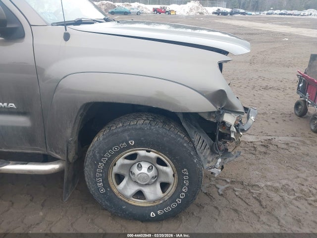 Toyota Tacoma Base V6 2014 3TMLU4EN3EM141212 Image 18
