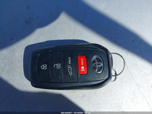 44402977 :رقم المزاد ، JTDACAAJ5S3009349 vin ، 2025 Toyota Crown Signia Limited مزاد بيع
