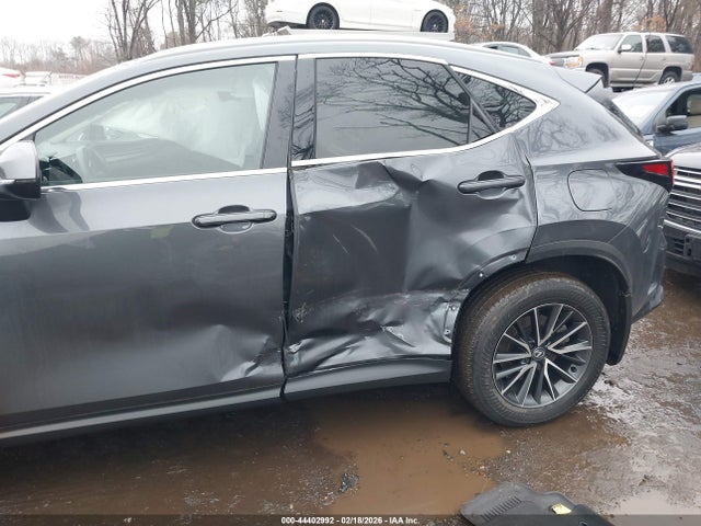 44402992 :رقم المزاد ، 2T2AGCEZ9RC053772 vin ، 2024 Lexus Nx 350 مزاد بيع