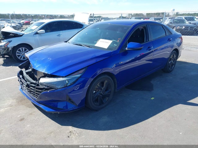44403002 :رقم المزاد ، KMHLM4AG0MU131119 vin ، 2021 Hyundai Elantra Sel مزاد بيع