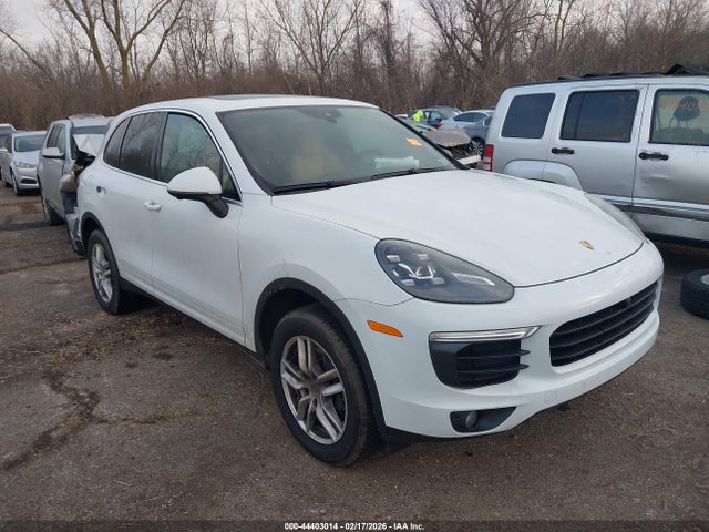 2016 PORSCHE CAYENNE WP1AA2A23GLA09960