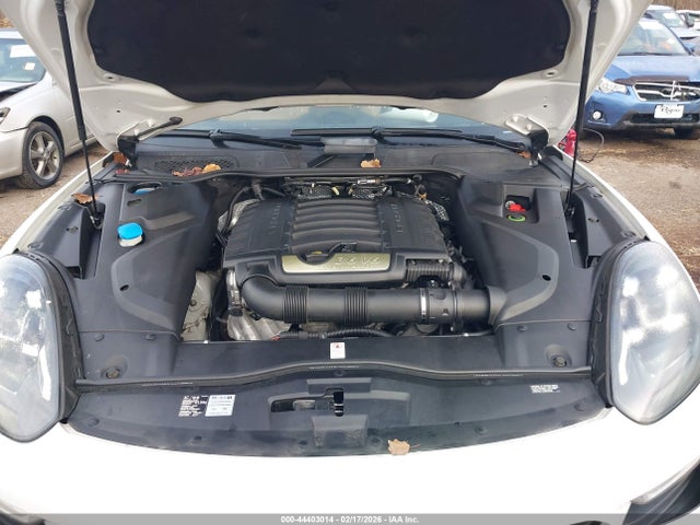 2016 PORSCHE CAYENNE WP1AA2A23GLA09960 Photo 9