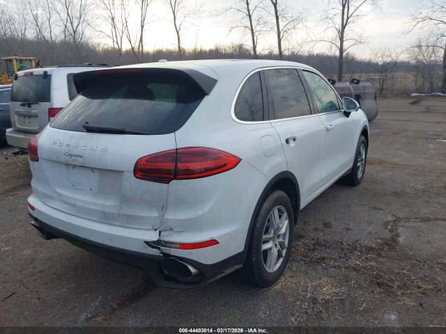 2016 PORSCHE CAYENNE WP1AA2A23GLA09960 Photo 3