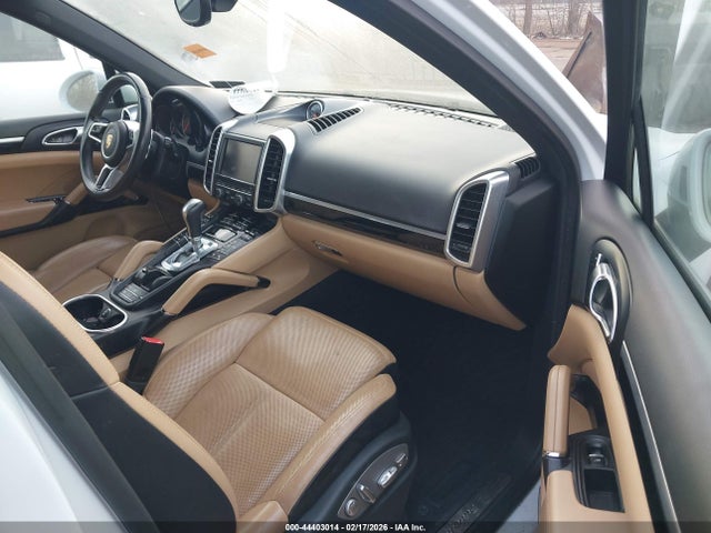 2016 PORSCHE CAYENNE WP1AA2A23GLA09960 Photo 4