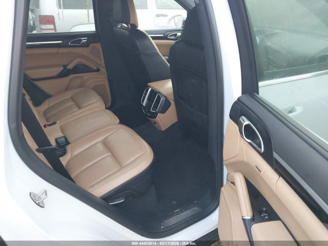 2016 PORSCHE CAYENNE WP1AA2A23GLA09960 Photo 7