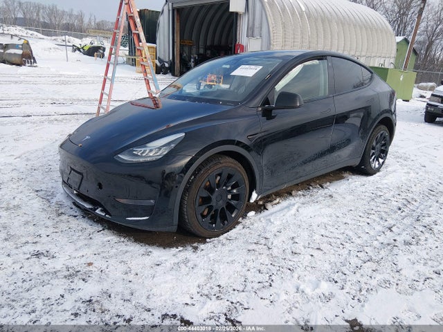 44403018 :رقم المزاد ، 7SAYGAEE0NF381904 vin ، 2022 Tesla Model Y Long Range Dual Motor All-wheel Drive مزاد بيع