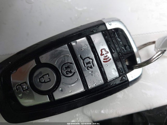 1FMJU1H8XREB00076 Ford Expedition Xlt