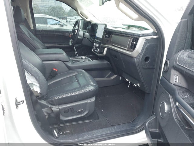 1FMJU1H8XREB00076 Ford Expedition Xlt