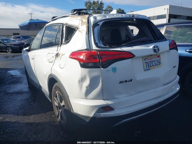 2T3WFREV0HW326521 Toyota Rav4 Xle