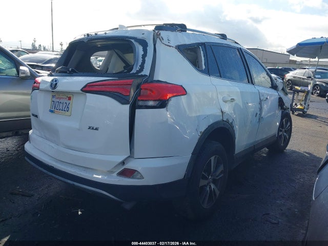 2T3WFREV0HW326521 Toyota Rav4 Xle