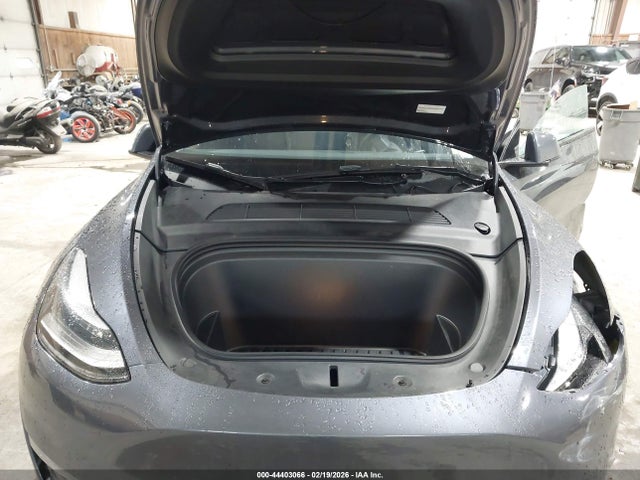 2023 TESLA MODEL Y 7SAYGDEDXPF942721 Photo 9