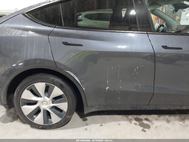 7SAYGDEDXPF942721 Tesla Model Y Rwd