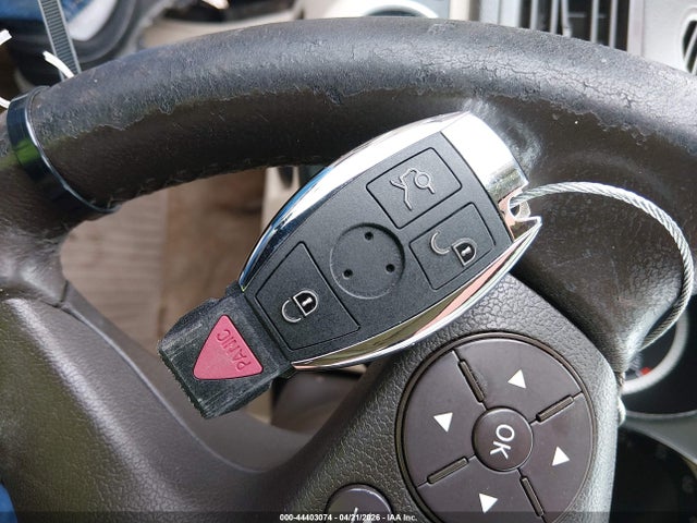 2011 MERCEDES-BENZ C 300 WDDGF8BB3BR186275 Photo 10