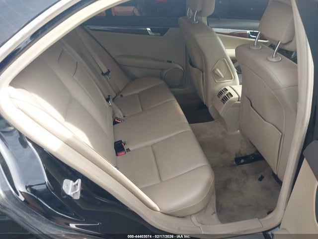 2011 MERCEDES-BENZ C 300 WDDGF8BB3BR186275 Photo 7