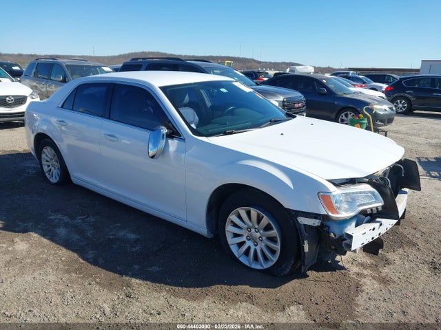 2014 CHRYSLER 300 2C3CCAAG8EH138513