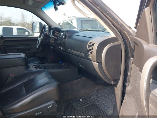 Продажа на аукционе авто 2011 Chevrolet Silverado 3500hd Lt, vin: 1GC4K0C82BF244164, номер лота: 44403131