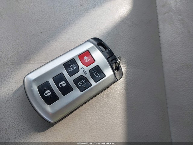 Toyota SIENNA XLE 2020 5TDYZ3DC9LS027505 Image 11